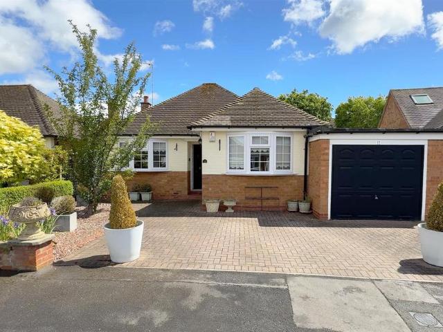 Bungalow for sale in Stratford-upon-Avon, Alderminster