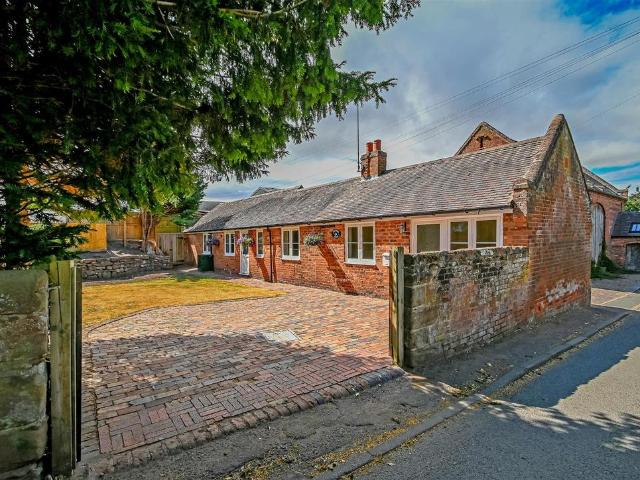 Bungalow for sale in Hopstone, Claverley