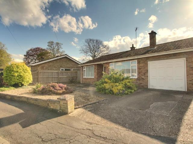 Bungalow for sale in Chatteris, Fenland