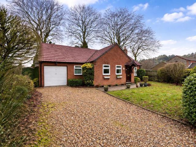 Bungalow for sale in Comers, Norfolk