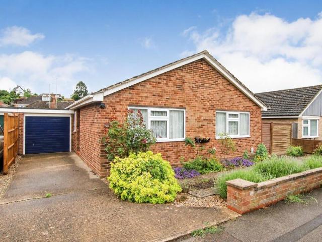 Bungalow for sale in Heath And Reach, Bedfordshire