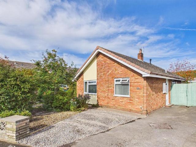 Bungalow for sale in East Clevedon, Clevedon