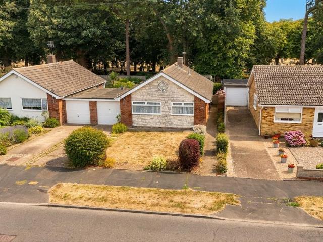 Bungalow for sale in Stokesby, Norfolk