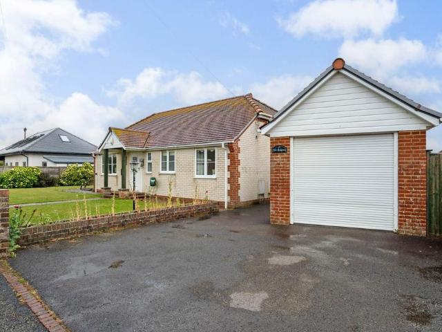 Bungalow for sale in Littlecote, West Sussex