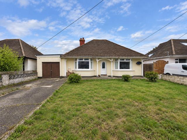 Bungalow for sale in Kentisbury, Devon