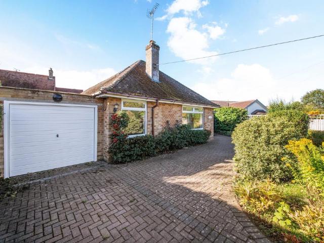 Bungalow for sale in Dorchester on Thames, Berrick Salome