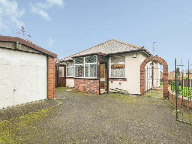 Bungalow for sale in Langley Green, The Beeches