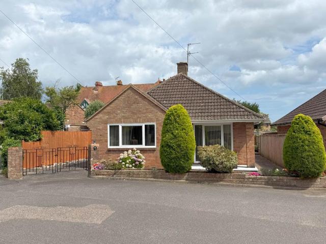 Bungalow for sale in Hulham, Budlake