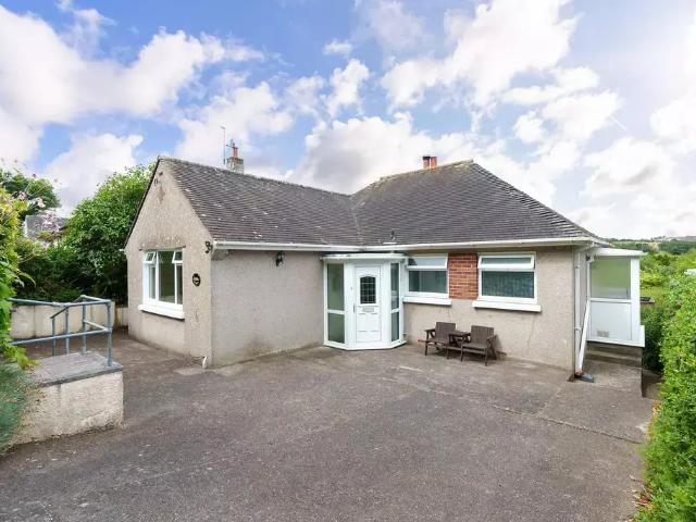 Bungalow for sale in Douglas, Scotland