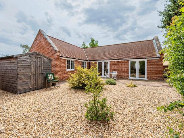 Bungalow for sale in Bedingfield, Suffolk