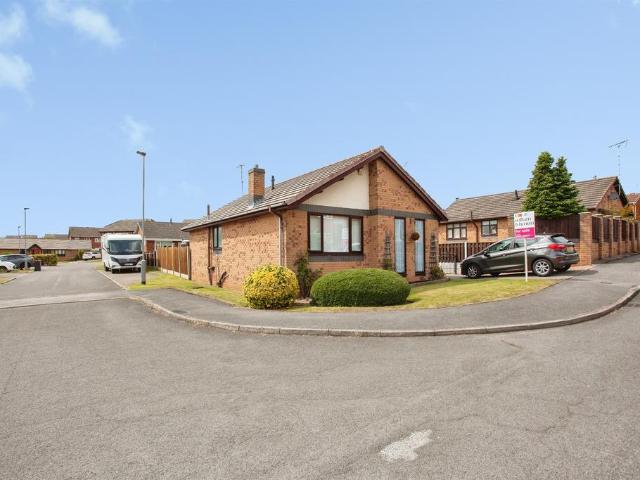 Bungalow for sale in Kiveton Park, South Yorkshire