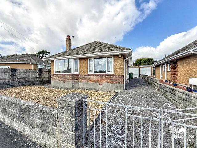 Bungalow for sale in Staddiscombe, Mount Wise
