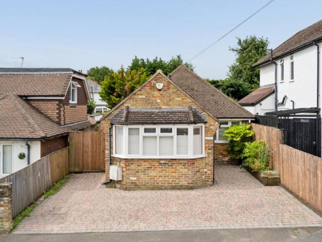 Bungalow for sale in Chalfont St. Peter, Denham