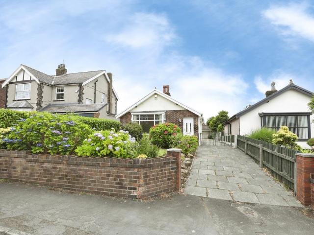 Bungalow for sale in Far Moor, Wigan