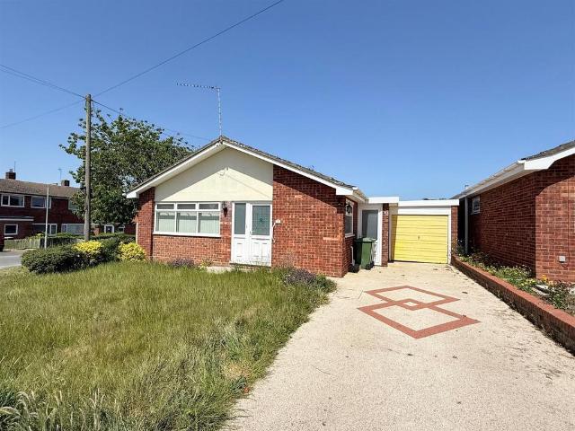 Bungalow for sale in Stokesby, Norfolk