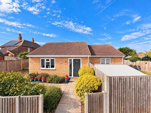 Bungalow for sale in Hillborough, The Bridge