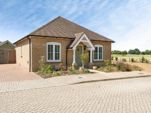 Bungalow for sale in Arrington, Cambridgeshire