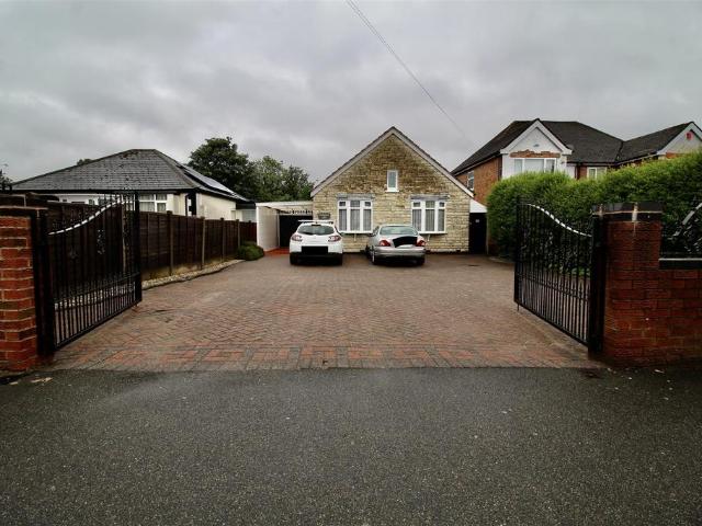 Bungalow for sale in Shard End, West Midlands