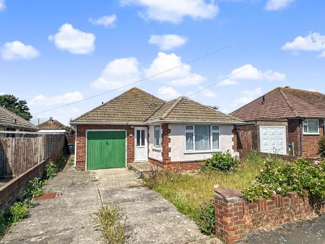 Bungalow for sale in Peacehaven, Iford