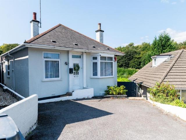 Bungalow for sale in Mount Wise