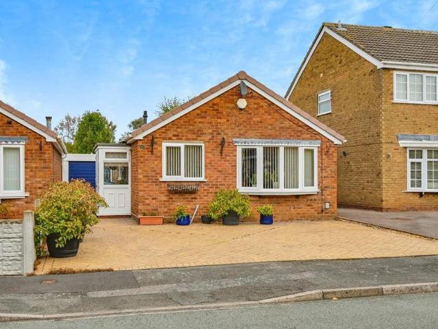 Bungalow for sale in Kettlebrook, Staffordshire