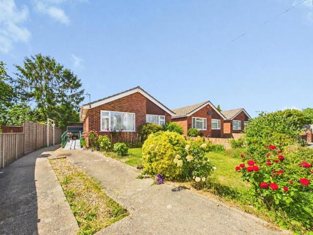 Bungalow for sale in Helford, Hampshire