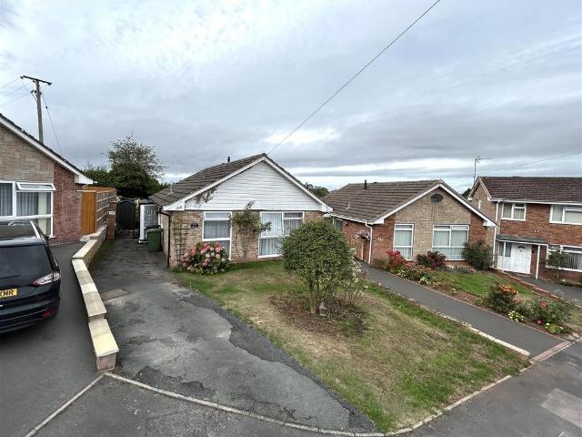 Bungalow for sale in Sandpits