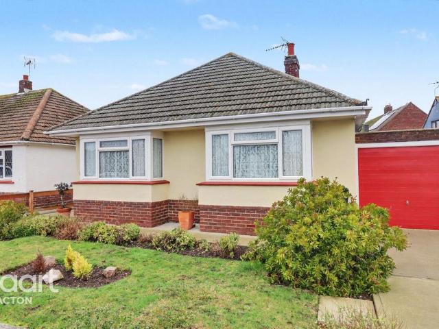 Bungalow for sale in Dale Hill, Essex