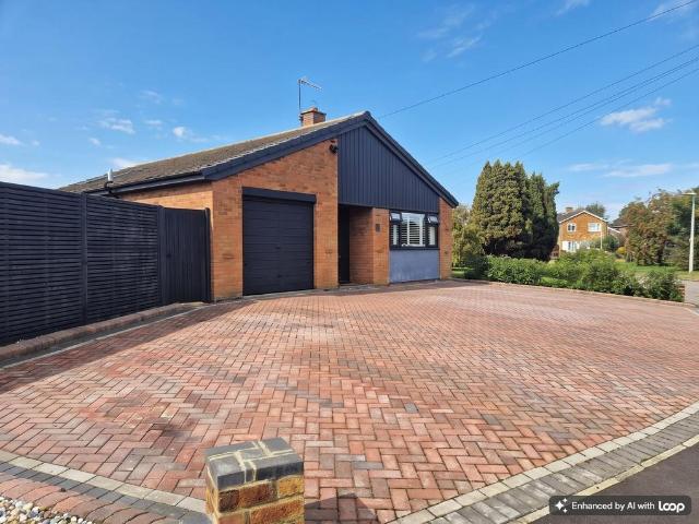 Bungalow for sale in Ickleford, North Hertfordshire