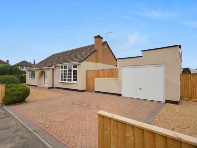 Bungalow for sale in Hucknall, East Midlands