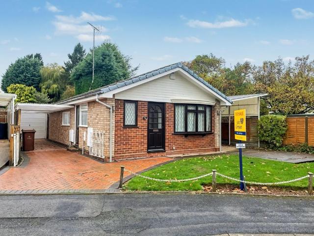 Bungalow for sale in Rowley Park, Baswich