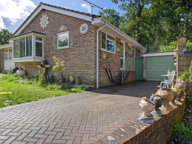 Bungalow for sale in Littlecote, West Sussex