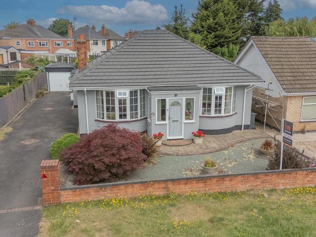 Bungalow for sale in Elmfield, Leicestershire