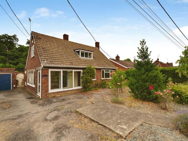 Bungalow for sale in Bedingfield, Suffolk