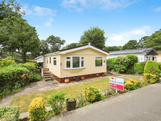 Bungalow for sale in Cross In Hand, East Sussex