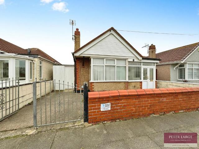 Bungalow for sale in Rhyl, Wales