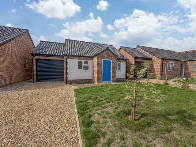 Bungalow for sale in Comers, Norfolk