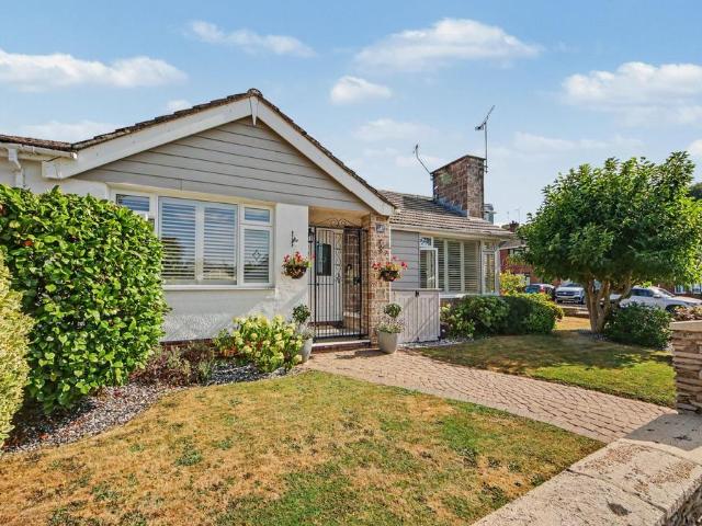 Bungalow for sale in Helford, Hampshire