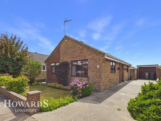 Bungalow for sale in Eastbridge, Suffolk