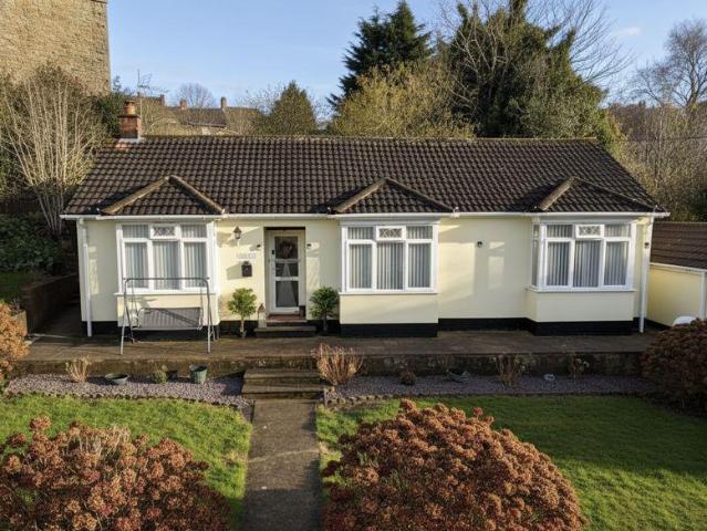 Bungalow for sale in Denecroft, Bromsberrow Heath