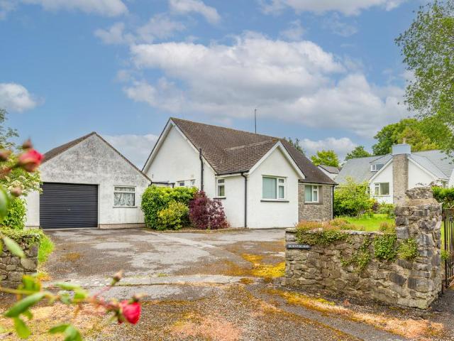 Bungalow for sale in Silverdale, Bare