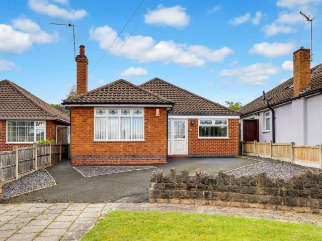 Bungalow for sale in Compton Acres, Barton In Fabis