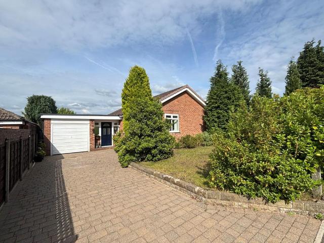Bungalow for sale in Bollinbrook, Macclesfield