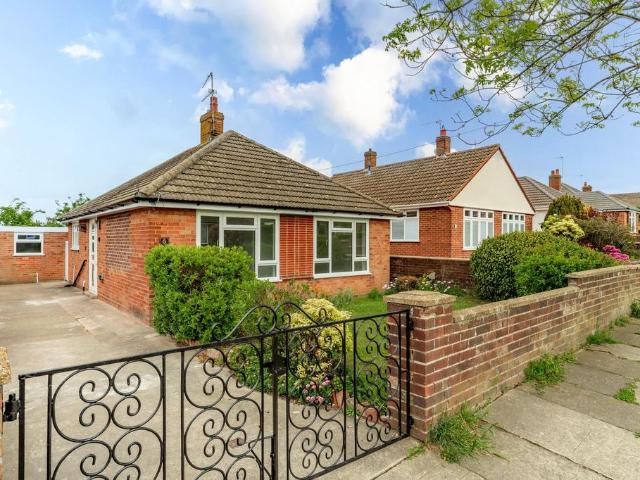 Bungalow for sale in Eastbridge, Suffolk