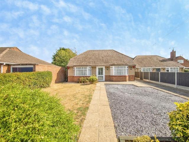 Bungalow for sale in Upper Dovercourt, Dale Hill