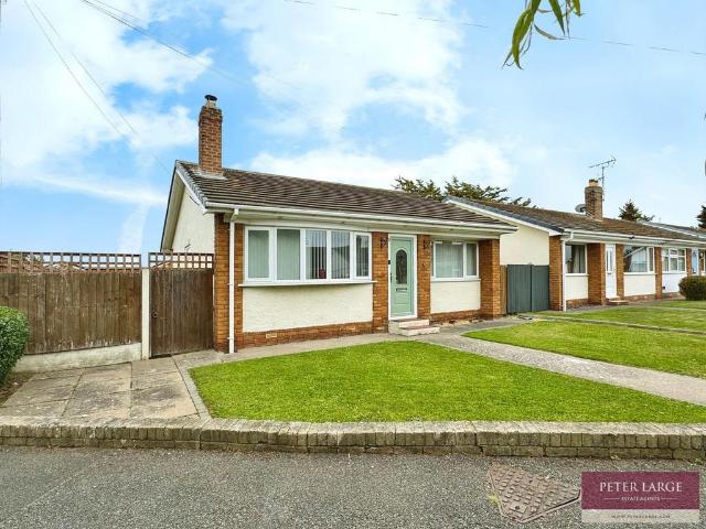 Bungalow for sale in Rhyl, Wales
