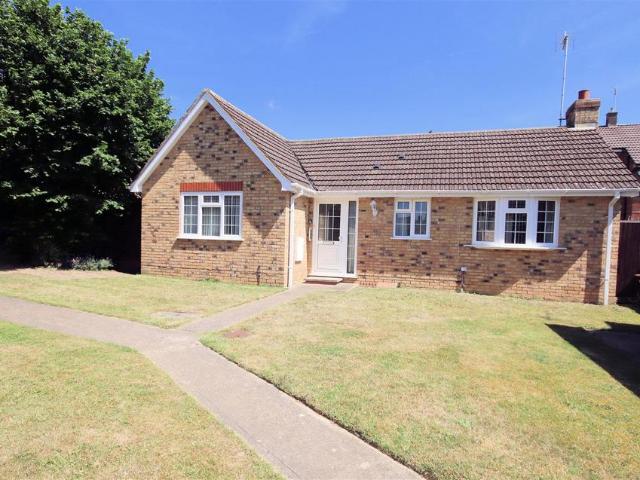 Bungalow for sale in Westoning, Bedfordshire