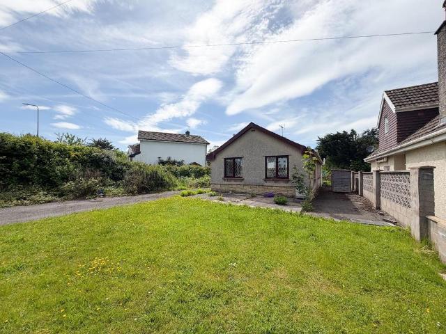 Bungalow for sale in Ewenny