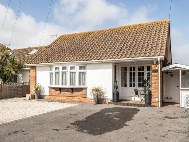 Bungalow for sale in Littlecote, West Sussex