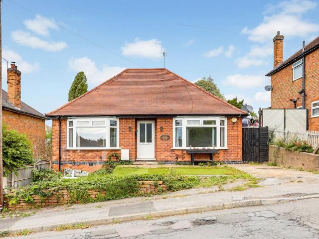 Bungalow for sale in Carlton, Gedling